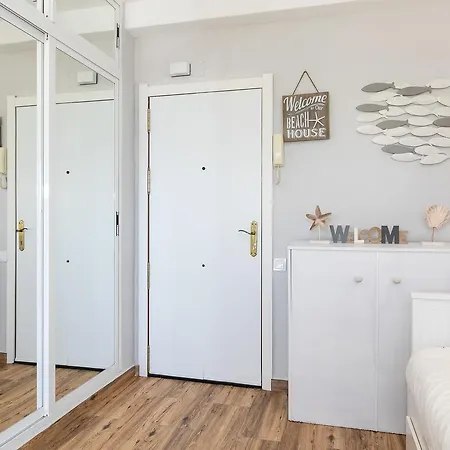 Apartment Weforyou Just On The Beach Almirante 903 *
