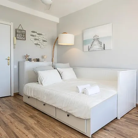 Weforyou Just On The Beach Almirante 903 Apartment Mijas